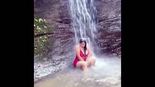 Estoy Acampando Con Mi Ex Esposo En El Bosque Y Disfrutando De Una Cascada La Mari Manaba