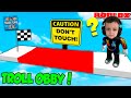 ESCAPE DA TROLLAGEM (Roblox Troll Obby) Family Plays