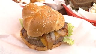 Chicago's Best Burgers: Paradise Pup
