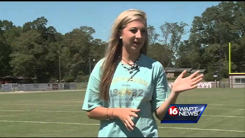 Kicker will be crowned homecoming queen