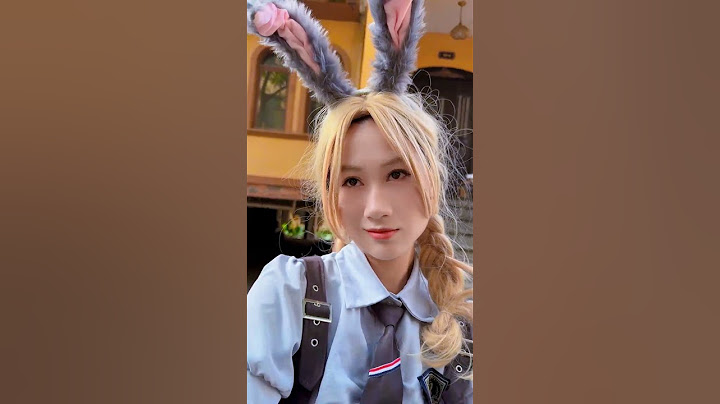 裁判指挥小丑和白天使的比赛。#天使 #小丑 #超人不会飞