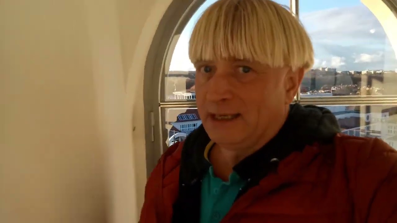 LATARNIA MORSKA W SOPOCIE - Gracjan Roztocki