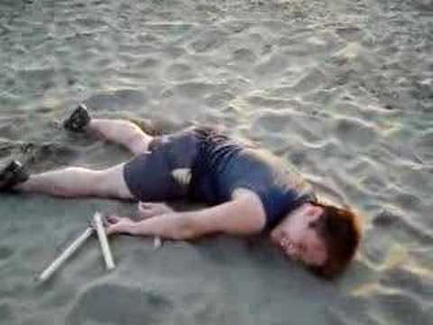 This is me in the beaches of Wakayama, Japan, trying to film some kind of fight scene (mostly fooling around with my double nunchucks) with my other friends in Co-Op Japan... til my left knee got in the way. X__X