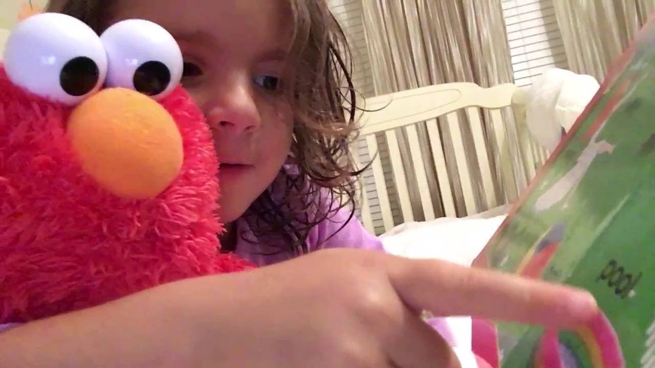 mikayla-teaches-elmo-the-biggest-word-in-the-dictionary-youtube