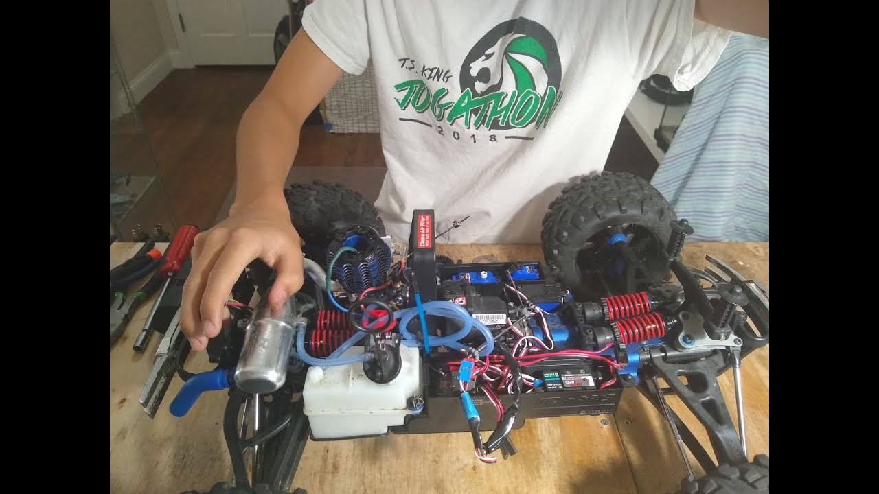 Traxxas Revo spur gear replacement tutorial Part 1 YouTube