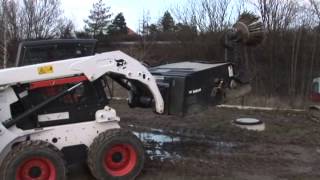 Bobcat Attachments - Sweeper | Bobcat Equipment
