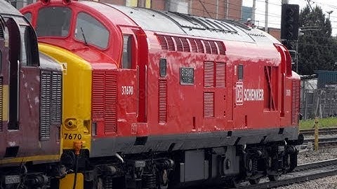 DB Schenker 37670 and 37401