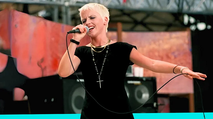 The Cranberries  - Dreams | Live at Woodstock (1994)