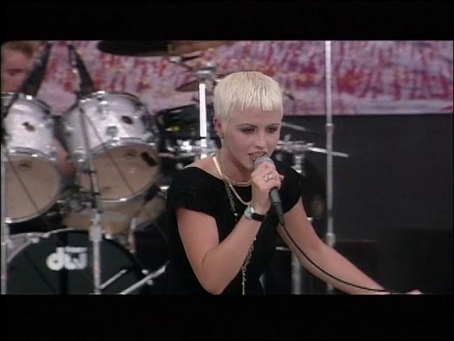 Woodstock 1994 Highlights - Dreams - The Cranberries - 8/12/1994 - Woodstock 94