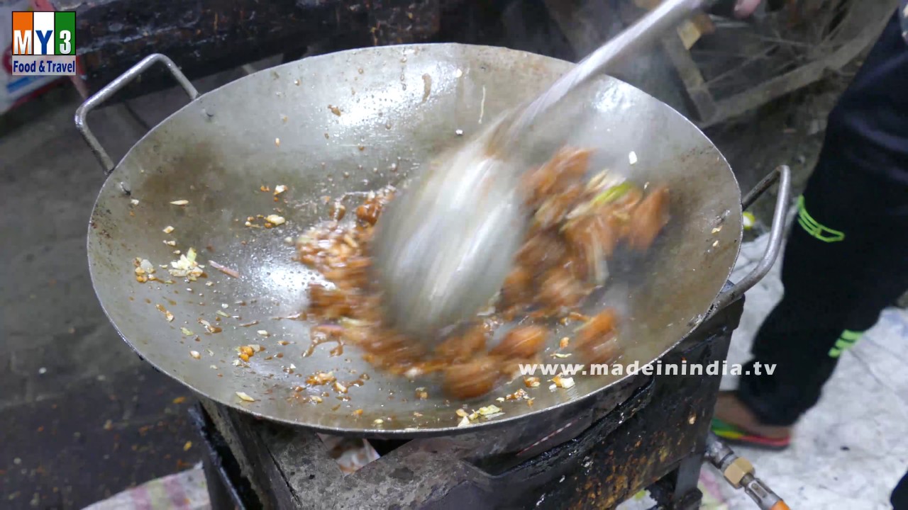 VEG MANCHURIAN MAKING IN FAST FOOD CENTER | STREET FOODS IN INDIA street food