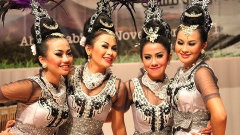 Tari MOJANG PRIANGAN / Jaipong Dance Sunda / KBRI Abu Dhabi [HD]