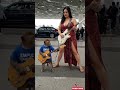 Viral Monyet Main Gitar di Bandara Amerika #empudstudiogrup #empudstudio #shorts