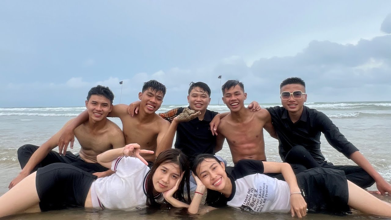 Hoàng Phúc | Tập 1: Ăn Mừng 100K Sub Ở Vũng Tàu - Quậy Đục Nước