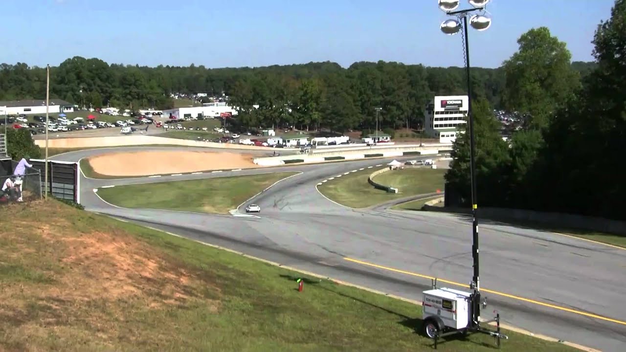 porsche macan 2010 Petit Le Mans - Turn 12