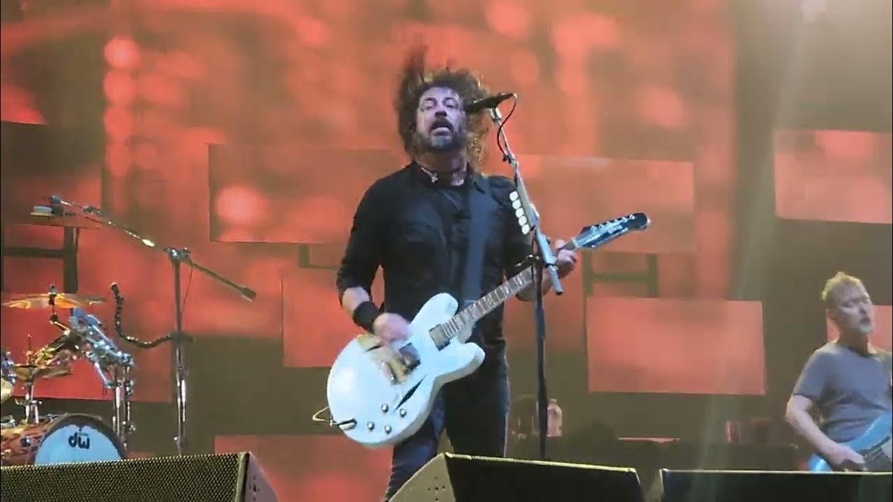 Foo Fighters - Walk Live Sydney (9/12/2023) - YouTube