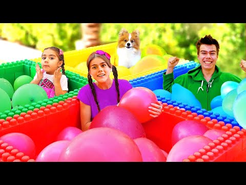 Видео: Настя и Мия Челлендж 4 Цветные Комнаты для Игр и Развлечений