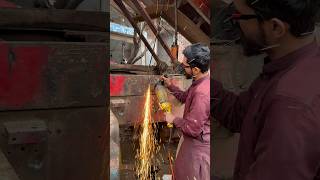 💪Truck Chassis Cracked | Repaired with Welding 👨‍🏭..! #welding #shorts #fyp