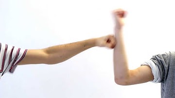 impacto: a wearable that simulates physical impact in VR