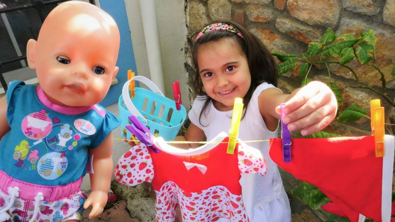 Oyuncak bebek elbisesini yıkayalım Maşa�nın oyuncakları YouTube