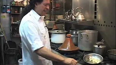 Master Chef Hamid - How to make authentic Moroccan Tagine