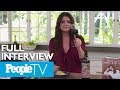 Tiffani Thiessen Cooks Chicken & Dumplings, Tours Her Kitchen & Shares Favorite Recipes | PeopleTV