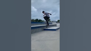 Hardflip front noseslide #youtubeshorts