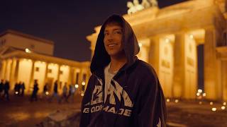 Celebrity Lloyd P White - Berlin (Behind The Scenes) Profile