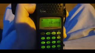 2022/07/16 At 20:05 UTC, on 20 m Band, Icom IC-R10 in Portable with SV2CZF, Antenna & Sony ICF-2001D
