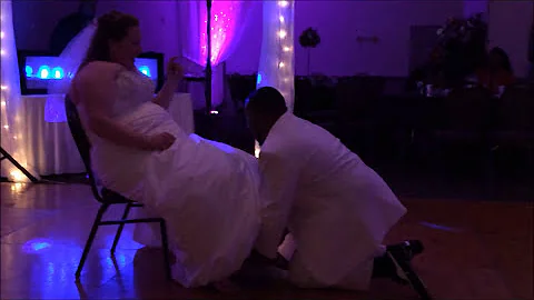 Tarron and Renee Lowe Garter Toss