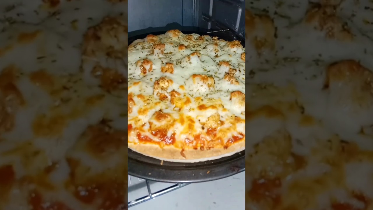 Homade Cheese Brust Pizza 🍕🧀 #shorts #pizza #youtubeshorts #viral #homemade