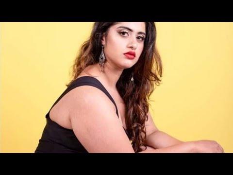 Azmeen Mandroina Biography Facts | Curvy Plus Size Model From Mumbai