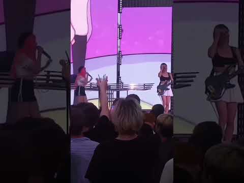 ДОРА НА ОБРАТНОЙ СТОРОНЕ #shorts