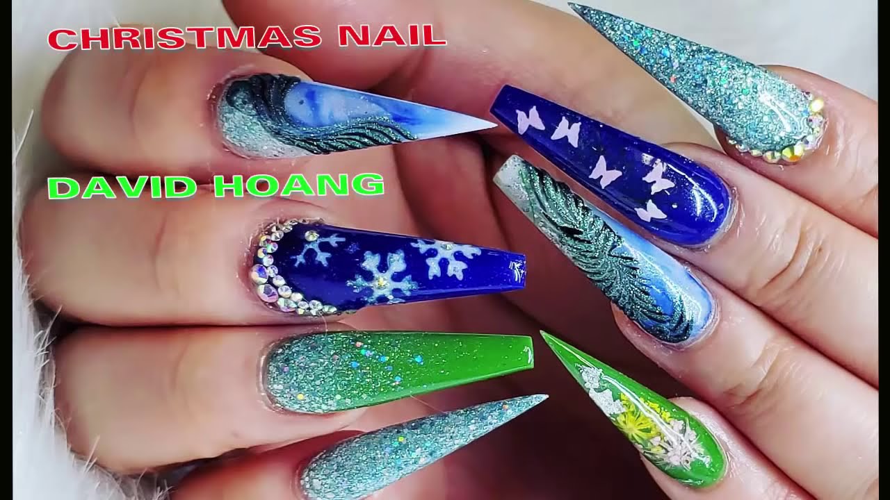 clear christmas nail design