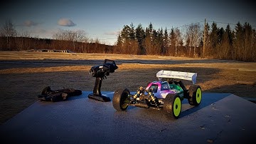 Asso RC8B3.1e FIRST TIME OUT | Scraphill