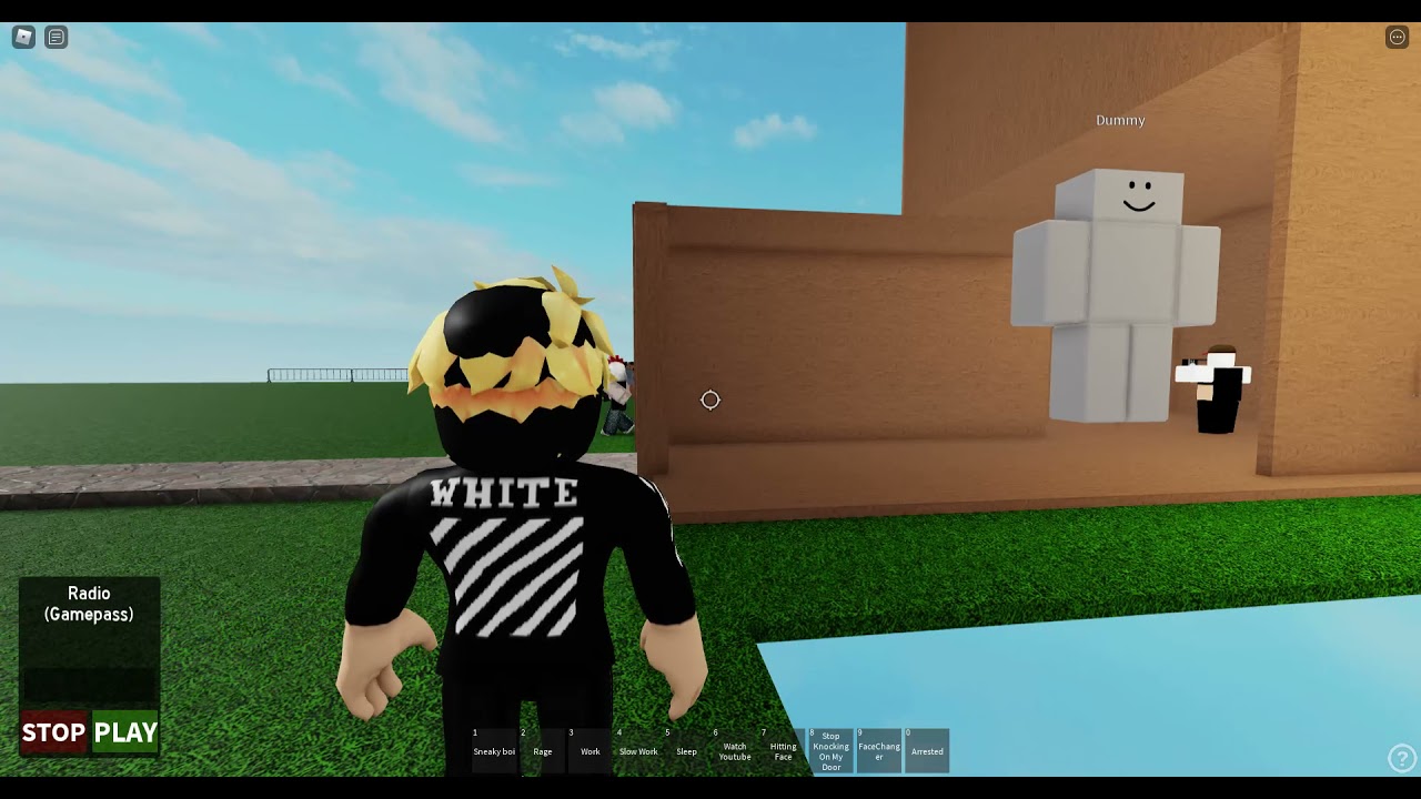 How to get to the vault and outside (ROBLOX Do Ur Homework Simulator