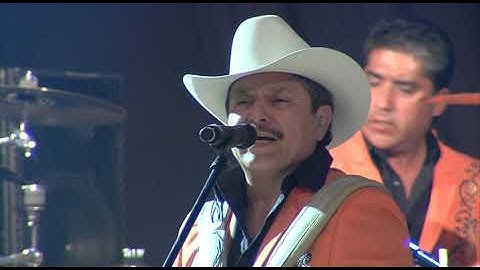 Los Invasores de Nuevo León / 30 Aniversario / A Mi Que Me Quedó ( Video Oficial )