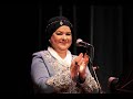 Nadia benyoucef lors de la commemoration du 45eme anniversaire du deces du cheikh abdelkrim dali