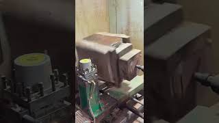 Teknik efisien membentuk baja besar dengan mesin bubut otomatis #shorts