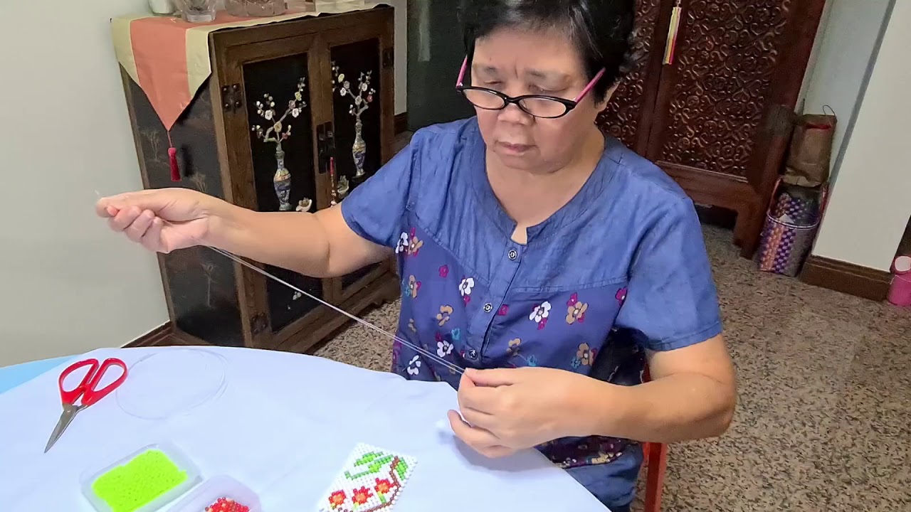 吉祥宝聚寺文化艺术处呈献  《 串珠手工班:卡夹教学》  Arts&Culture Dept presents: