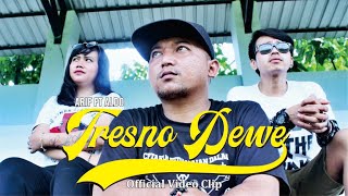 YOWESLAH - Tresno Dewe (Official Music Video Clip)