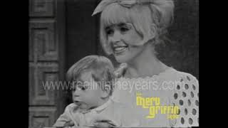 Jayne Mansfield • Interview (2YearOld Mariska Hargitay) • 1966 [Reelin' In The Years Archive]