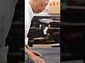 美しい傘を作るプロセス。日本に8人しかいない伝統工芸士。The process of making umbrellas. The skills of only 8 craftsmen in JP.