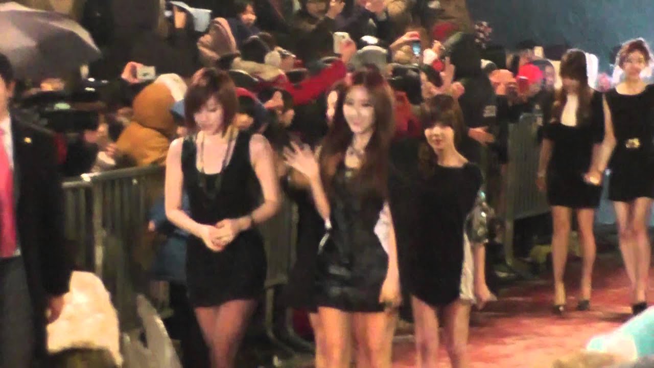 20121229 T-ARA @ SBS Gayo Daejun Red Carpet