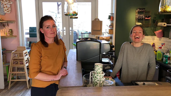 De opening van 't Lokaaltje in de Sint Janstraat i...