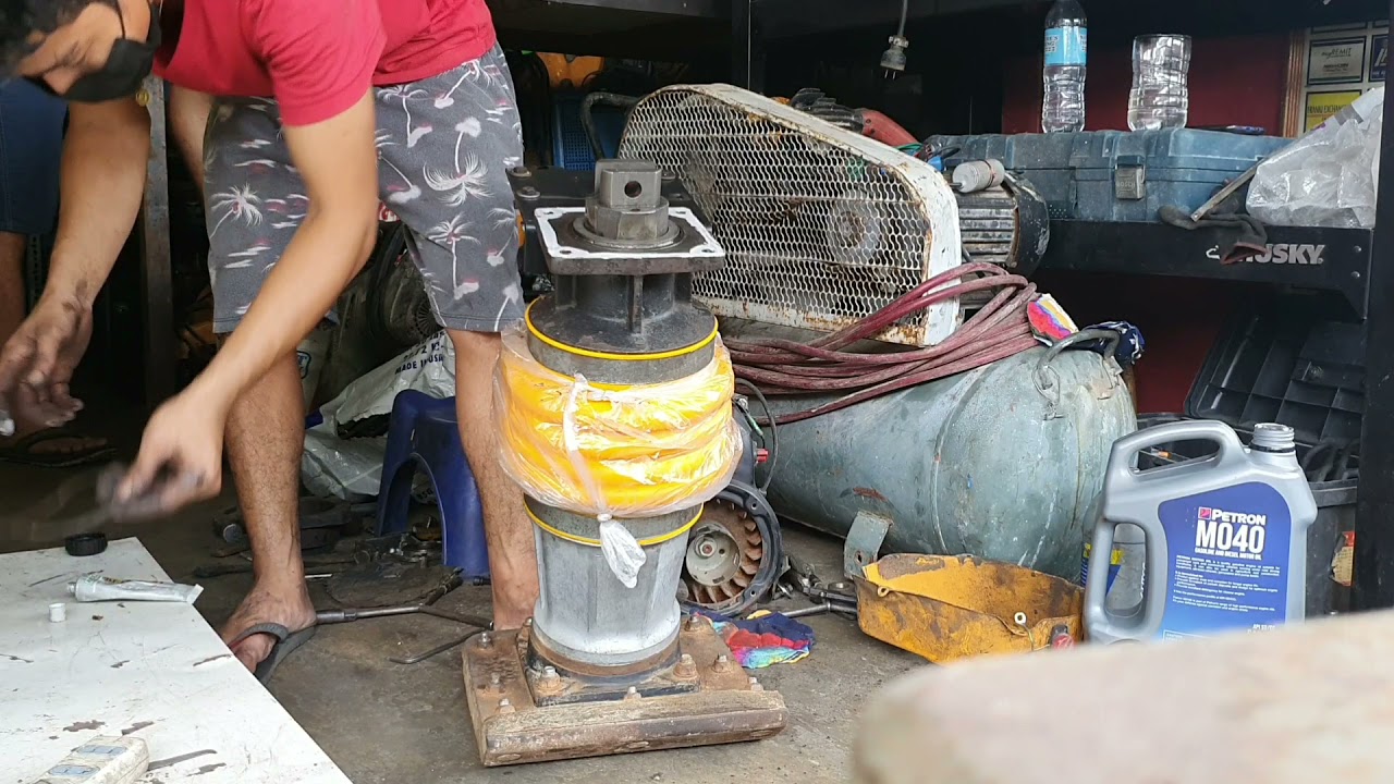 How to replace tamping rammer bellows