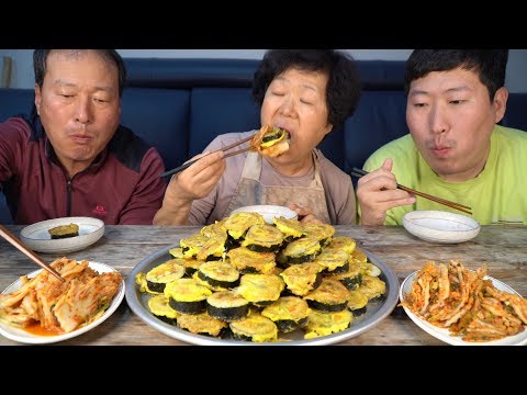돌돌 만 김밥을 계란 묻혀 맛있게 구운 [[김밥전(Gimbap <strong>jeon</strong>)]] 요리&amp;amp;먹방!! - Mukbang eating <strong>show</strong>