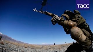 Лучшие моменты контртеррористической операции в Киргизии на учениях Лучшие моменты контртеррористической операции в Киргизии на учениях