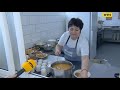 Українські кухарі спробували приготувати страви з нового шкільного меню