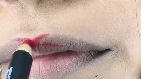 Easy Lip liner hack!