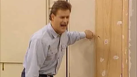 Jesse Gets Stuck In The Wall [Full house]